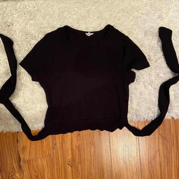 Garage black t shirt 👚🖤 - Picture 4 of 11